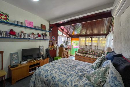 Casa de condomínio para alugar com 210m², 3 quartos e 2 vagasQuarto 2