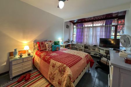 Casa de condomínio para alugar com 210m², 3 quartos e 2 vagasQuarto 1