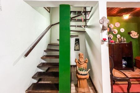 Casa de condomínio para alugar com 210m², 3 quartos e 2 vagasQuintal