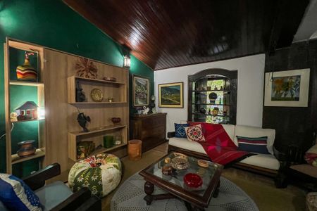 Casa de condomínio para alugar com 210m², 3 quartos e 2 vagasSala