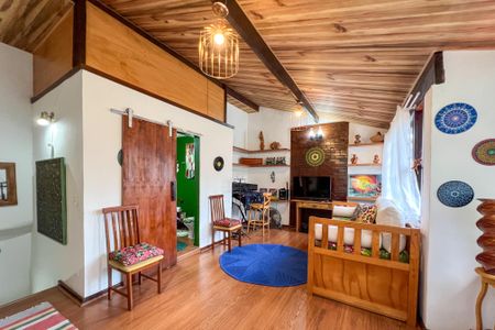 Casa de condomínio para alugar com 210m², 3 quartos e 2 vagasSuíte Master