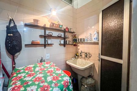 Casa de condomínio para alugar com 210m², 3 quartos e 2 vagasÁrea de Serviço