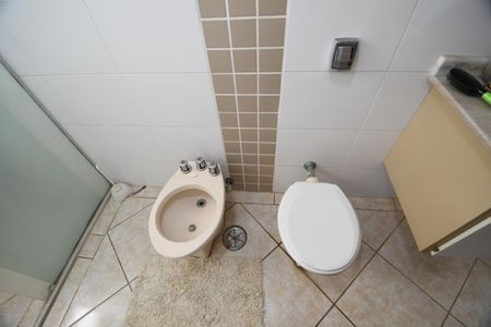 Apartamento à venda com 136m², 3 quartos e 2 vagasBanheiro 1