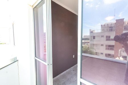 Apartamento à venda com 75m², 2 quartos e 1 vagaVaranda