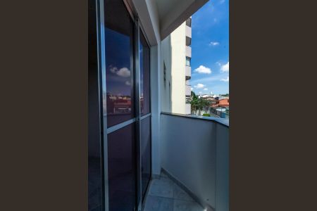 Apartamento à venda com 75m², 2 quartos e 1 vagaVaranda