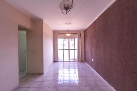 Apartamento à venda com 75m², 2 quartos e 1 vagaSala