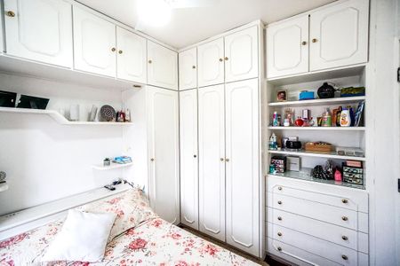 Apartamento à venda com 73m², 2 quartos e 1 vagaQuarto 02