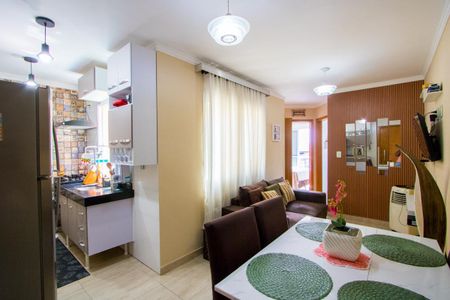 Apartamento à venda com 76m², 2 quartos e 1 vaga Apartamento à venda com 76m², 2 quartos e 1 vagaSala