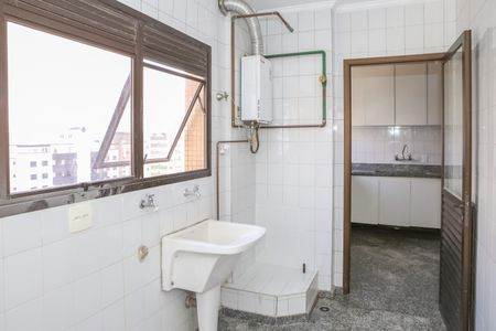 Apartamento para alugar com 180m², 4 quartos e 3 vagas Apartamento para alugar com 180m², 4 quartos e 3 vagasÁrea de Serviço