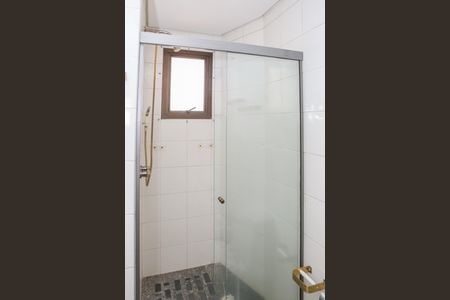 Apartamento para alugar com 180m², 4 quartos e 3 vagas Apartamento para alugar com 180m², 4 quartos e 3 vagasBanheiro da Suíte 1