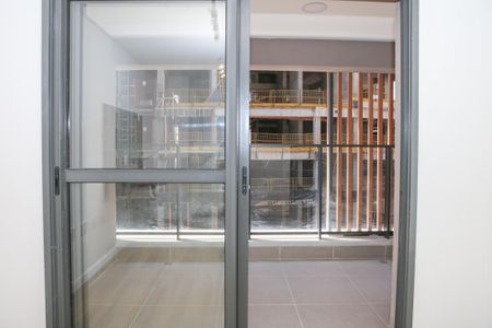 Apartamento para alugar com 41m², 1 quarto e sem vaga Apartamento para alugar com 41m², 1 quarto e sem vagaSacada