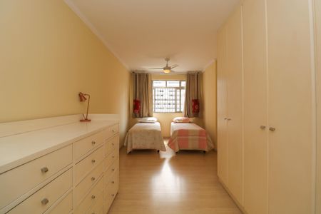 Apartamento à venda com 120m², 2 quartos e 1 vagaQuarto 2