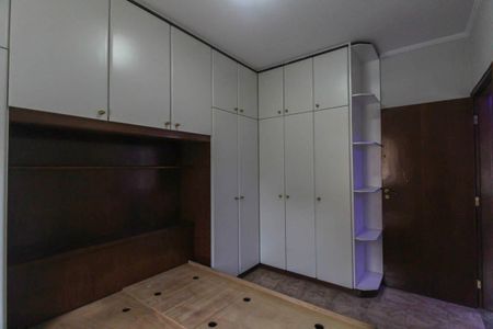 Casa à venda com 290m², 6 quartos e 2 vagasQuarto 1
