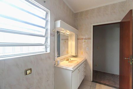 Casa à venda com 290m², 6 quartos e 2 vagasBanheiro 1