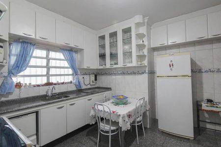 Casa à venda com 290m², 6 quartos e 2 vagasCozinha 2