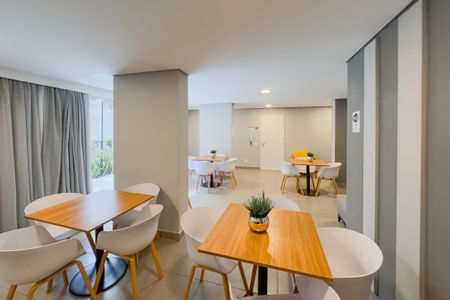 Apartamento para alugar com 38m², 1 quarto e sem vagaSalão de Festas