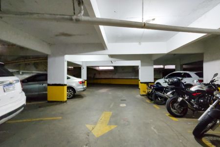 Apartamento para alugar com 74m², 1 quarto e 1 vaga Apartamento para alugar com 74m², 1 quarto e 1 vagaGaragem