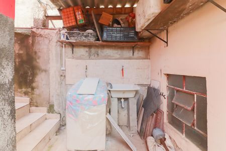 Casa para alugar com 63m², 2 quartos e 1 vagaQuintal