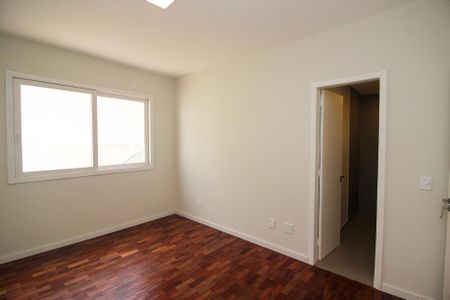 Apartamento à venda com 157m², 2 quartos e 2 vagasSuíte 2