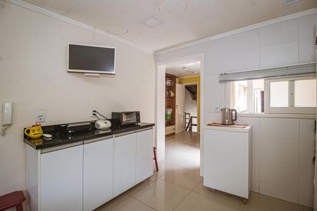 Casa à venda com 306m², 3 quartos e 2 vagas Casa à venda com 306m², 3 quartos e 2 vagasCozinha