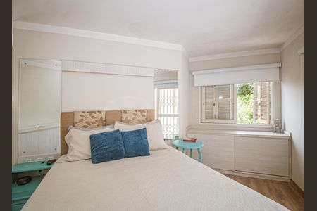 Casa à venda com 306m², 3 quartos e 2 vagas Casa à venda com 306m², 3 quartos e 2 vagasSuite