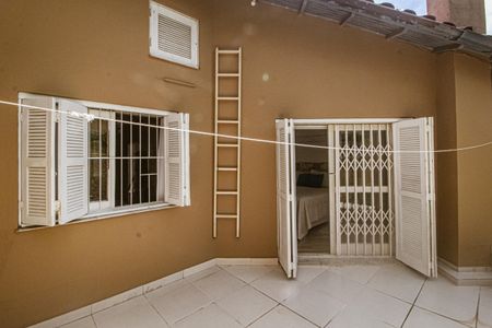 Casa à venda com 306m², 3 quartos e 2 vagas Casa à venda com 306m², 3 quartos e 2 vagasvaranda 2