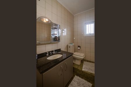 Casa à venda com 306m², 3 quartos e 2 vagas Casa à venda com 306m², 3 quartos e 2 vagasBanheiro 2