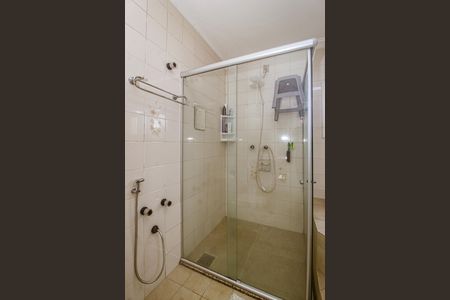 Casa à venda com 306m², 3 quartos e 2 vagas Casa à venda com 306m², 3 quartos e 2 vagasBanheiro da Suíte