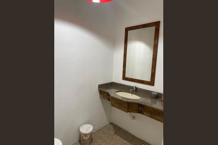 Casa à venda com 306m², 3 quartos e 2 vagas Casa à venda com 306m², 3 quartos e 2 vagasLavabo