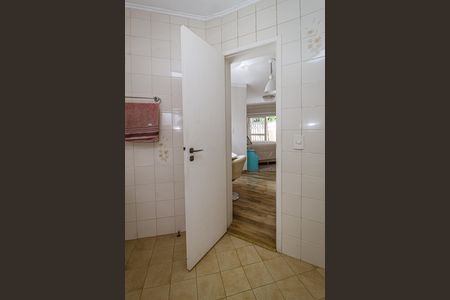 Casa à venda com 306m², 3 quartos e 2 vagas Casa à venda com 306m², 3 quartos e 2 vagasBanheiro da Suíte