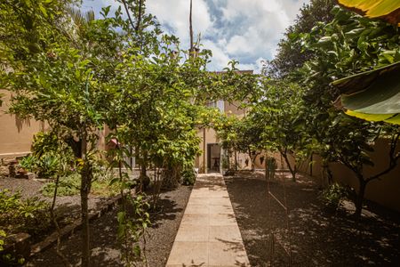 Casa à venda com 306m², 3 quartos e 2 vagas Casa à venda com 306m², 3 quartos e 2 vagasÁrea comum