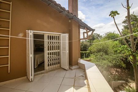 Casa à venda com 306m², 3 quartos e 2 vagas Casa à venda com 306m², 3 quartos e 2 vagasvaranda 2