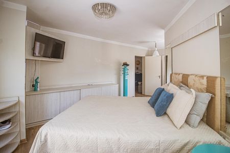 Casa à venda com 306m², 3 quartos e 2 vagas Casa à venda com 306m², 3 quartos e 2 vagasSuite