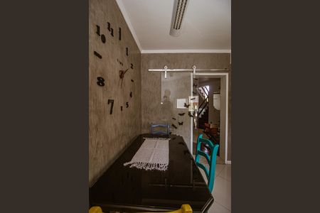 Casa à venda com 306m², 3 quartos e 2 vagas Casa à venda com 306m², 3 quartos e 2 vagasCozinha