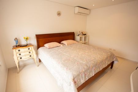 Casa à venda com 540m², 4 quartos e 4 vagasQuarto 