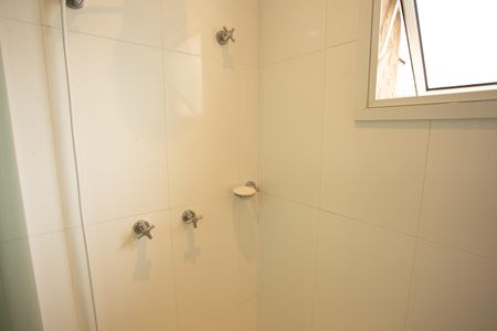 Casa à venda com 540m², 4 quartos e 4 vagasBanheiro do Quarto 2