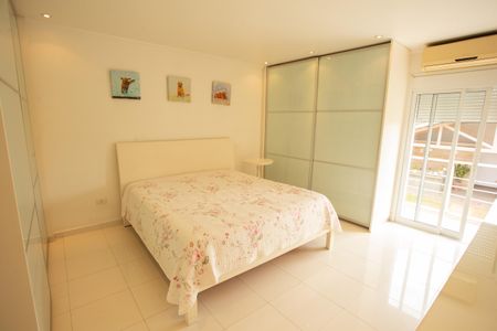 Casa à venda com 540m², 4 quartos e 4 vagasQuarto 2