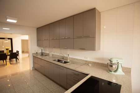 Casa à venda com 540m², 4 quartos e 4 vagasCozinha