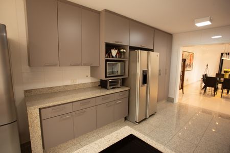 Casa à venda com 540m², 4 quartos e 4 vagasCozinha