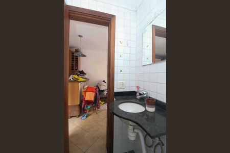 Casa à venda com 95m², 3 quartos e 1 vaga Casa à venda com 95m², 3 quartos e 1 vagaBanheiro