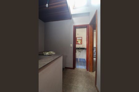 Casa à venda com 95m², 3 quartos e 1 vaga Casa à venda com 95m², 3 quartos e 1 vagaCorredor