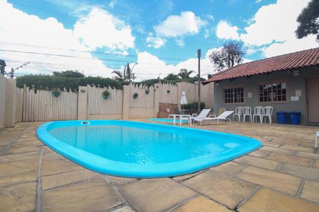 Casa à venda com 95m², 3 quartos e 1 vaga Casa à venda com 95m², 3 quartos e 1 vagaÁrea comum - Piscina