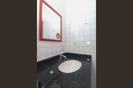 Casa à venda com 95m², 3 quartos e 1 vaga Casa à venda com 95m², 3 quartos e 1 vagaBanheiro 2