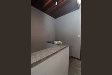 Casa à venda com 95m², 3 quartos e 1 vaga Casa à venda com 95m², 3 quartos e 1 vagaCorredor