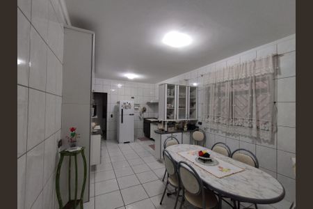 Casa à venda com 139m², 3 quartos e 3 vagasCopa