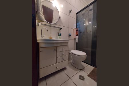 Casa à venda com 139m², 3 quartos e 3 vagasBanheiro da Suíte