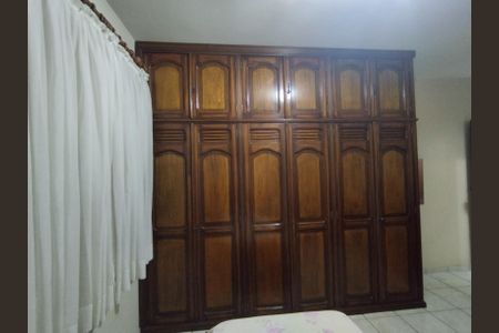 Casa à venda com 139m², 3 quartos e 3 vagasSuíte