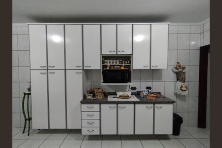 Casa à venda com 139m², 3 quartos e 3 vagasCozinha 