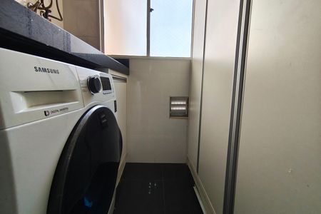 Apartamento à venda com 67m², 3 quartos e 1 vagaÁrea de Serviço