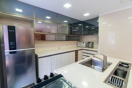Casa à venda com 250m², 4 quartos e 1 vagaCozinha